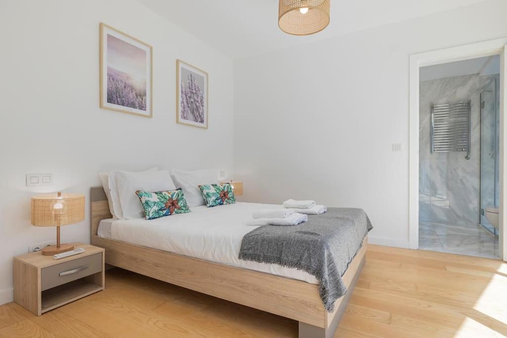 Campolide Lovely 2 Bedroom By Innkeeper Lisbon Bagian luar foto
