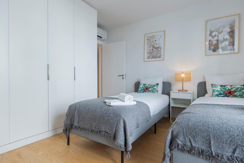 Campolide Lovely 2 Bedroom By Innkeeper Lisbon Bagian luar foto